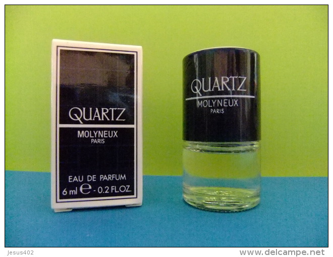 MINIATURE  EAU DE PARFUM - QUARTZ  - MOLYNEUXI - PARIS -- 0.2 Fl Oz  6 Ml  -  ECHANTILLON DE COLLECTION - Miniaturas Mujer (en Caja)