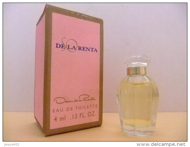 MINIATURE  EAU DE TOILETTE - SO DE LA RENTA - OSCAR DE LA RENTA - PARIS - 0.13 Fl Oz  4 Ml  -  ECHANTILLON DE COLLECTION - Miniatures Femmes (avec Boite)