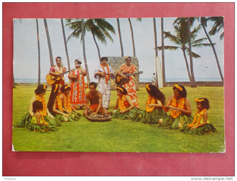 Honolulu,HI--Entertainers At Waikiki--cancel 1956--PJ 129 - Honolulu
