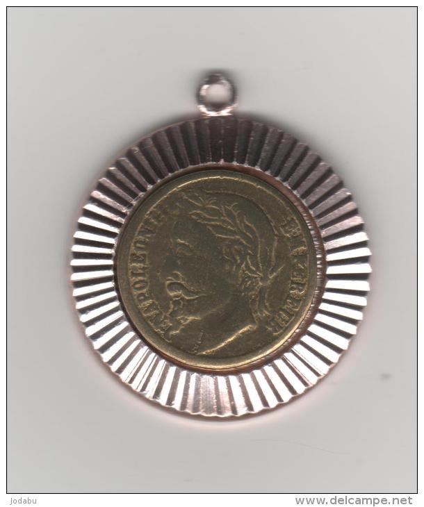 Superbe Médaille ..napoléon III..(.le Contour Est Rose) - Errors & Oddities