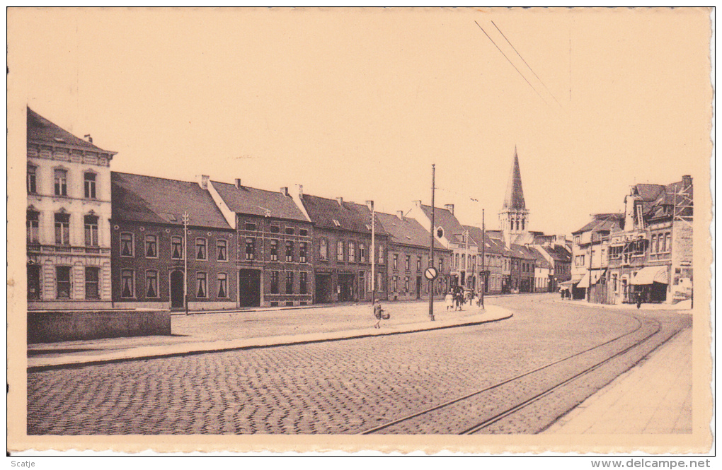 Asse.  -  Gemeenteplein En Steenweg - Asse