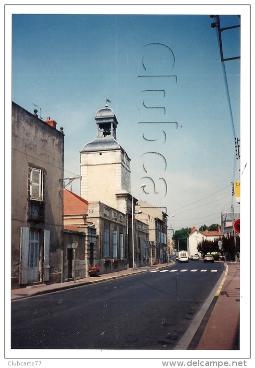 Aigueperse (63): Photo Projet CP GF Perspective De La Rue Montante Prise De La Poste En 1990 (animé) DOC RARE. - Aigueperse