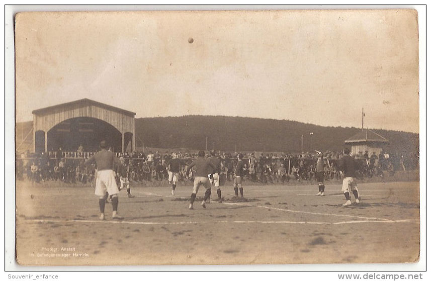 CPA Photo  Anstalt Gefangenenlager Hameln Basse Saxe Allemagne Deutschland Football  Guerre Camp Prisonniers - Hameln (Pyrmont)