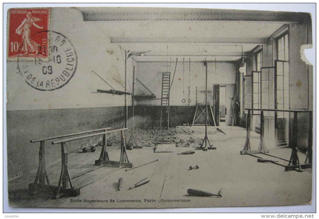 75 : Paris - Ecole Supérieure De Commerce De Paris - Gymnastique - Carte Détériorée Côté Droit (cf. Photo) - Enseignement, Ecoles Et Universités