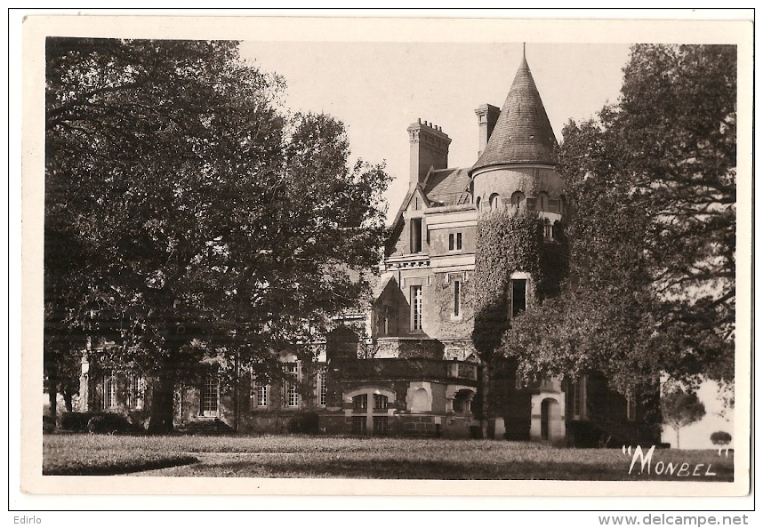 CASTETS  Le Chateau De Monbel    écrite (historique Des Proprietaires)  Excellent état - Castets