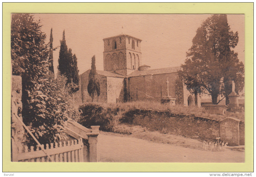 POUZAUGES LE VIEUX --> L´Eglise Du XIII° Siècle - Pouzauges