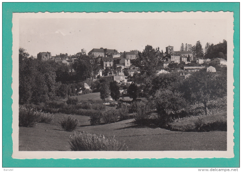 POUZAUGES --> Vue Générale - Pouzauges