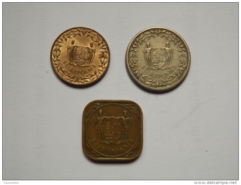 PIECE - SURINAM - LOT DE 3 PIECES - 1 CENT (1970), 25 CENTS (1962), 5 CENTS (1966) - Surinam 1975 - ...