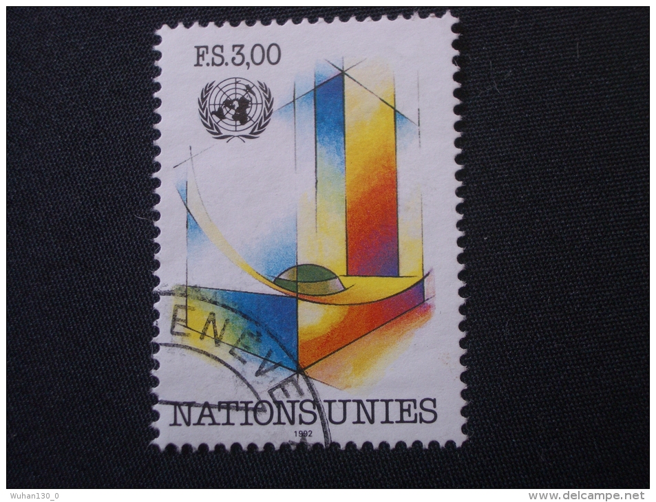 Nations - Unies  Genève   ( O )  De  1992    "   Siège De L ' O . N . U  à  New - York    "     N° 224       1 Val . - Used Stamps