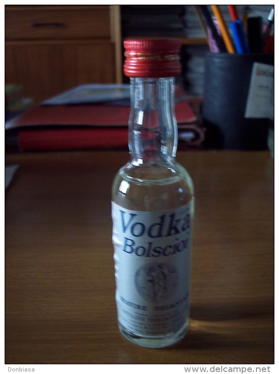 Vodka Bolscioi: Bottiglia Mignon Tappo Metallico. Distillerie Franciacorta Gussago Brescia - Alcoolici