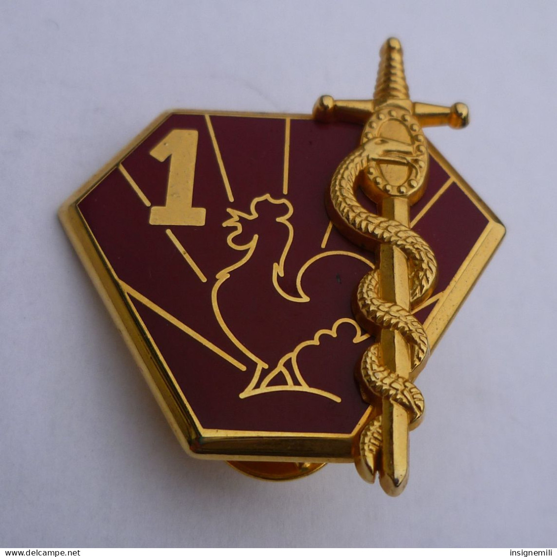 INSIGNE  1° REGIMENT MEDICAL  - BOUSSEMART G 3955 - Medical Services