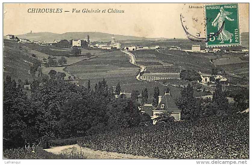 Rhone -ref 477- Chiroubles -vue Generale Et Le Chateau  - - Chiroubles