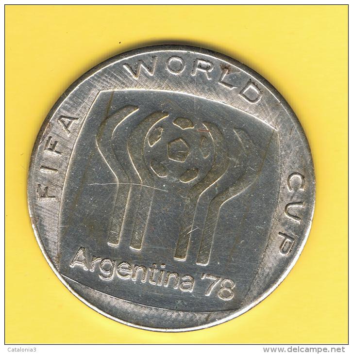 FICHAS - MEDALLAS // Token - Medal -  Campeonato Mundial De Futbol ARGENTINA 1978 - Professionals / Firms