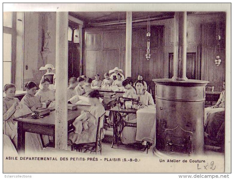 Plaisir  78  Asile Départemental Des Petits-Prés  Atelier De Couture  Machine  A Coudre - Plaisir