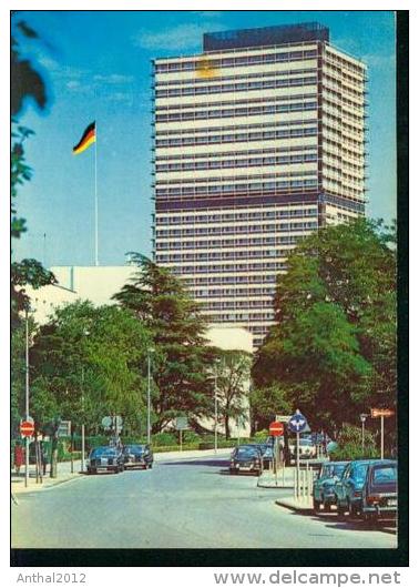 Bonn Büro-Hochhaus Des Bundestages Taxi Mercedes Peugeot 504 R16 8.6.1972 - Taxis & Huurvoertuigen