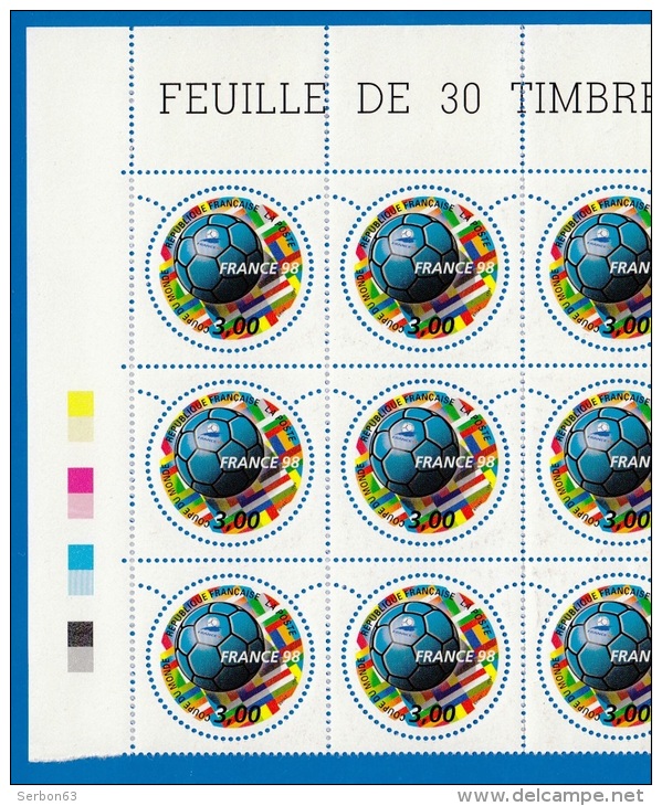 UNE DEMI-FEUILLE DE 15 TIMBRES NEUFS A 3 FRANCS FRANCE 1998 COUPE DU MONDE NON OBLITERES - Feuilles Complètes