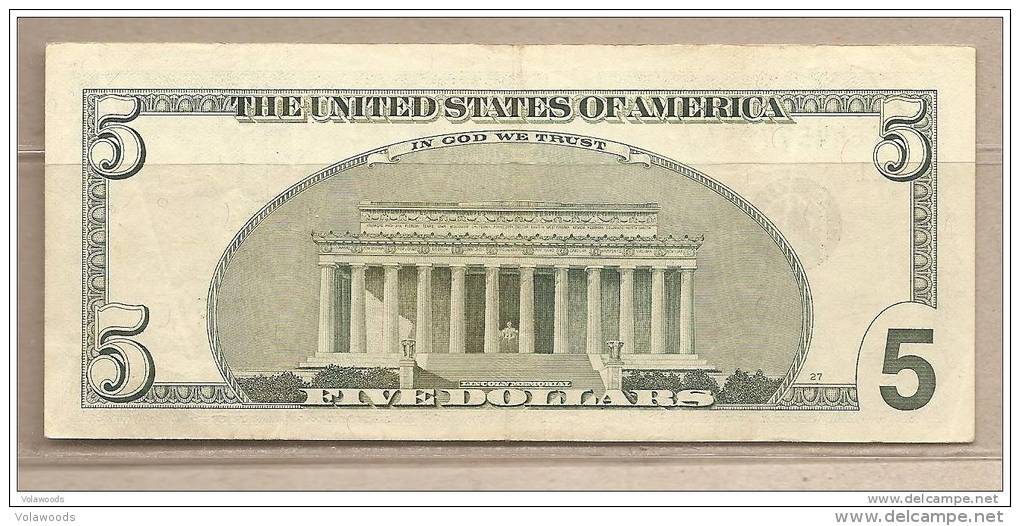 USA - Banconota Circolata Da 5 Dollari - 2003 - - Biljetten Van De  Federal Reserve (1928-...)