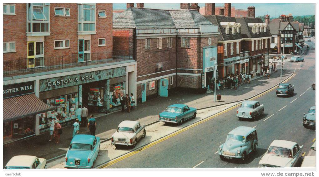 Beaconsfield: MORRIS MINOR TRAVELLER, FORD ZEPHYR & ZODIAC, AUSTIN A55, HILLMAM MINX - Station Road -England - Passenger Cars