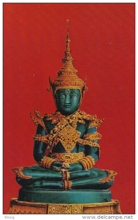 The Image Of The Emerald Buddha.  # 0261 - Buddhismus