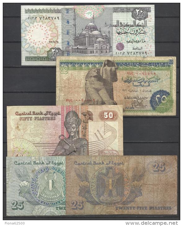 EGYPTE . LOT DE 5 BILLETS  . - Egypte