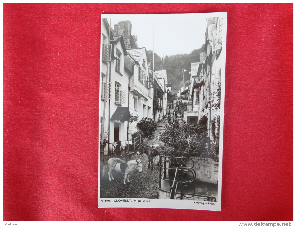 Europe > United Kingdom > England > Devon > Clovelly  Rppc-- High Street   Not Mailed ---      Ref 1017 - Clovelly