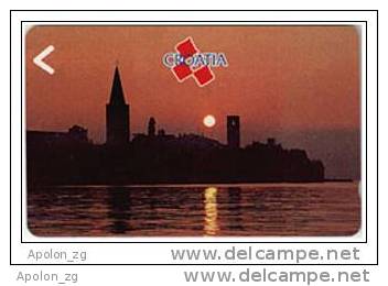 CROATIA * SUNSET OVER  POREC (city Panorame). One Of The First Magnetic Phone Cards Of Croatia ! Issued In  1991 - Kroatien