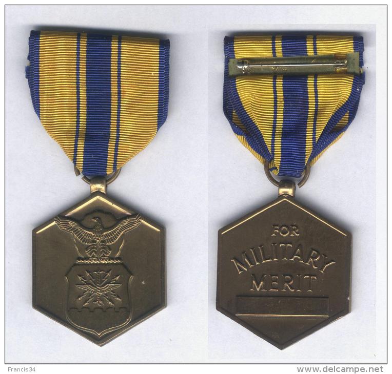 Médaille Du Mérite Militaire ( US Air Force - Commendation Médal ) - Etats-Unis