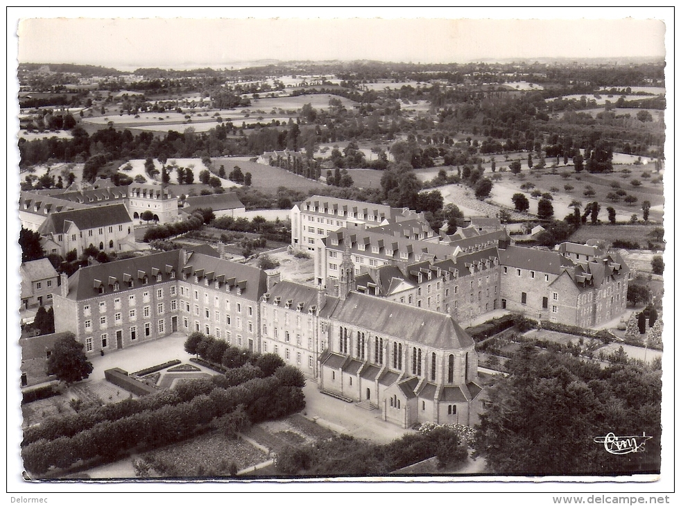 CPSM Photo Créhen 22 Côtes D´Armor Vue Aérienne De La Divine Providence édit CIM N°96-82 A Non écrite - Créhen