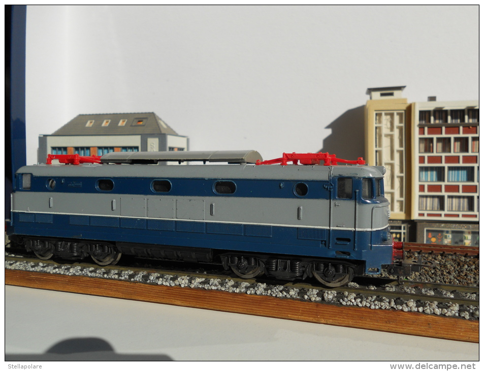 SCALA H0 - LIMA Loco Elettrica FS E 444 TARTARUGA - SENZA PANTOGRAFI - Locomotieven