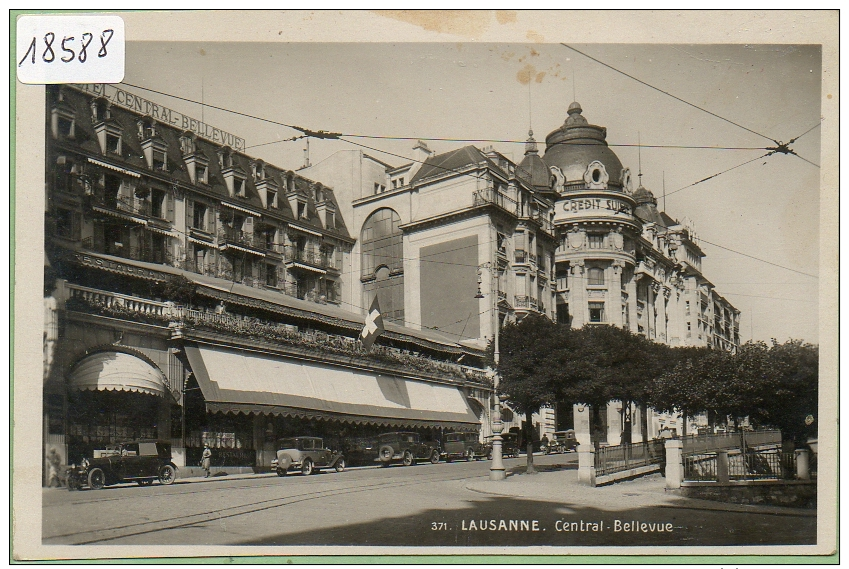 LAUSANNE: Hôtel Central- Bellevue. Voiture.( Petite Tache.) - Lausanne