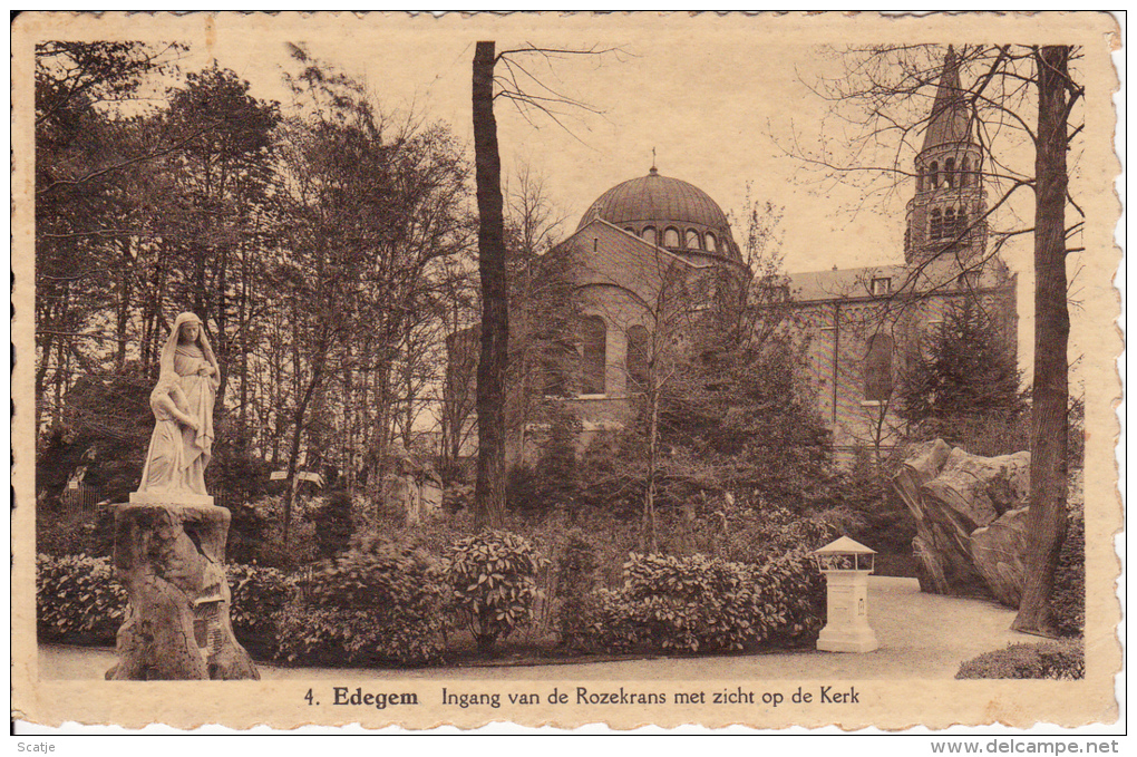 Edegem.  -  1937  -  Ingang Van De Rozenkrans Met Zicht Op De Kerk - Edegem