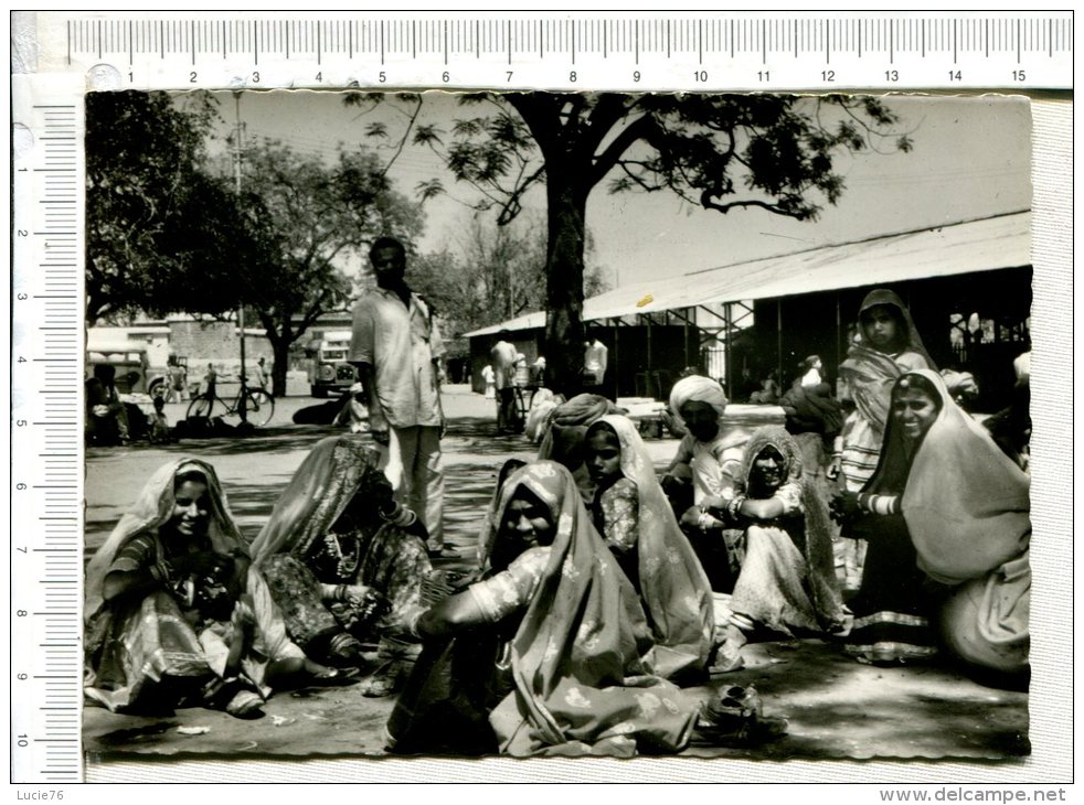 BANGKOK - 3ème Conseil Mondial De La JOC.   -  1965  -  Rassemblement De Femmes, D Enfants Et D Hommes - Thailand