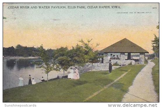 Iowa Cedar Rapids Cedar River And Water Pavilion Ellis Park - Cedar Rapids