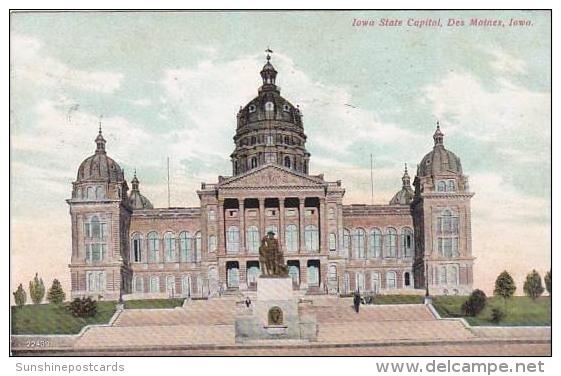 Iowa Des Moines Iowa State Capitol - Des Moines