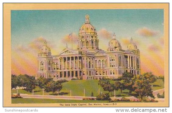 Iowa Des Moines The Iowa State Capitol - Des Moines