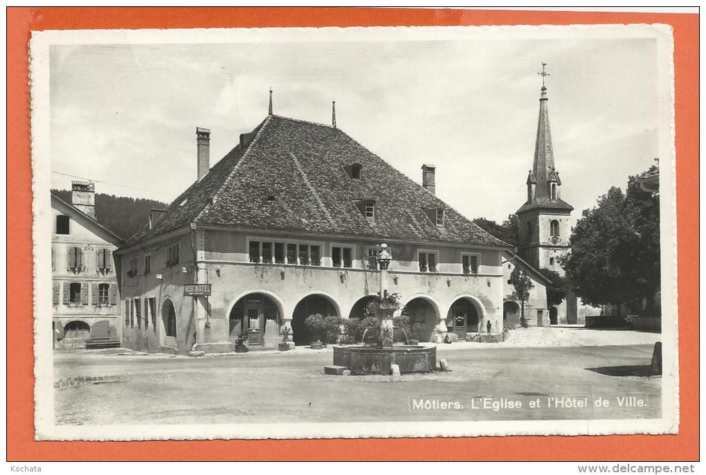 HA258, Môtiers, Eglise Et Hôtel De Ville,  Circulée 1952 - Môtiers 