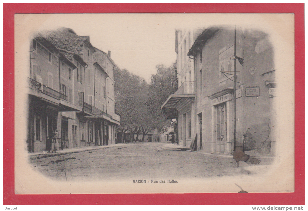 VAISON -->  Rue Des Halles - Lapalud