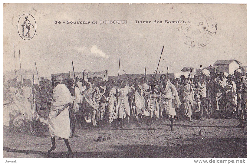DJ10  --  SOUVENIR DE DJIBOUTI  --   DANCE DES SOMALIS   --  1920 - Djibouti
