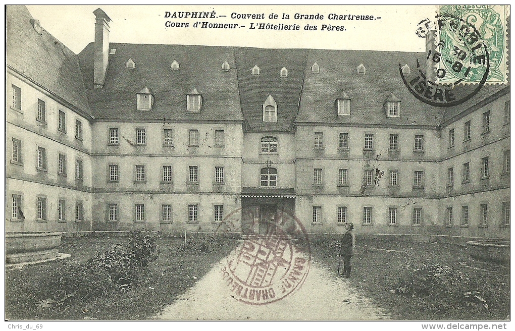 Dauphine Couvent De La Grande Chartreuse Cours D Honneur L Hotellerie Des Peres - Chartreuse