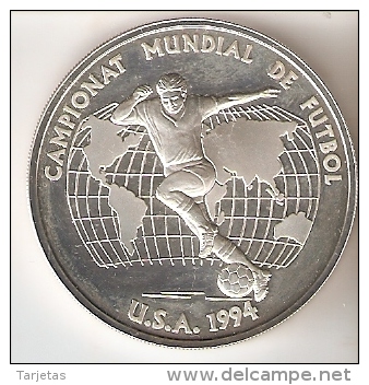 MONEDA DE PLATA DE ANDORRA DEL CAMPEONATO MUNDIAL DE FUTBOL USA 1994  10 DINERS AÑO 1993 (SILVER-ARGENT) - Andorra