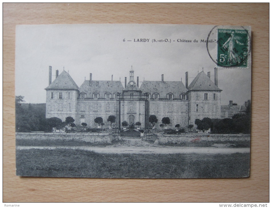 Lardy - Chateau Du Mesnil - Lardy