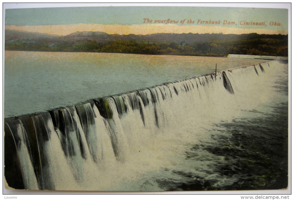USA : Cincinnati , Ohio - The Overflow Of The Fernbank Dam - Cincinnati