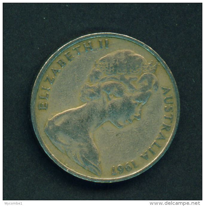 AUSTRALIA - 1967 20c Circ. - 20 Cents