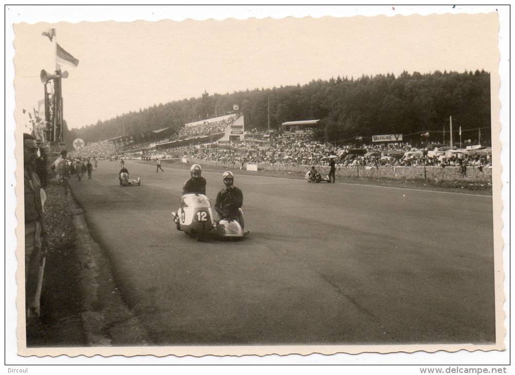 24885  -   Francorchamps  Circuit -  Moto  Avec Side-car   Photo  12,3  X 8,5 - Stavelot