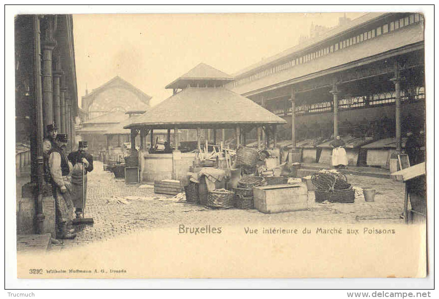 E2045 - Bruxelles - Vue Intérieure Du Marché Aux Poissons - Märkte