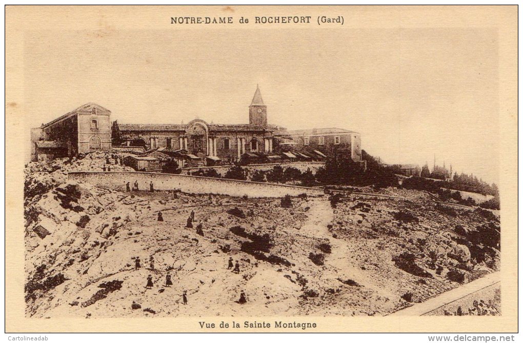 [DC8958] GARD - NOTRE DAME DE ROCHEFORT - VUE DE LA SAINTE MONTAGNE - Old Postcard - Rochefort-du-Gard