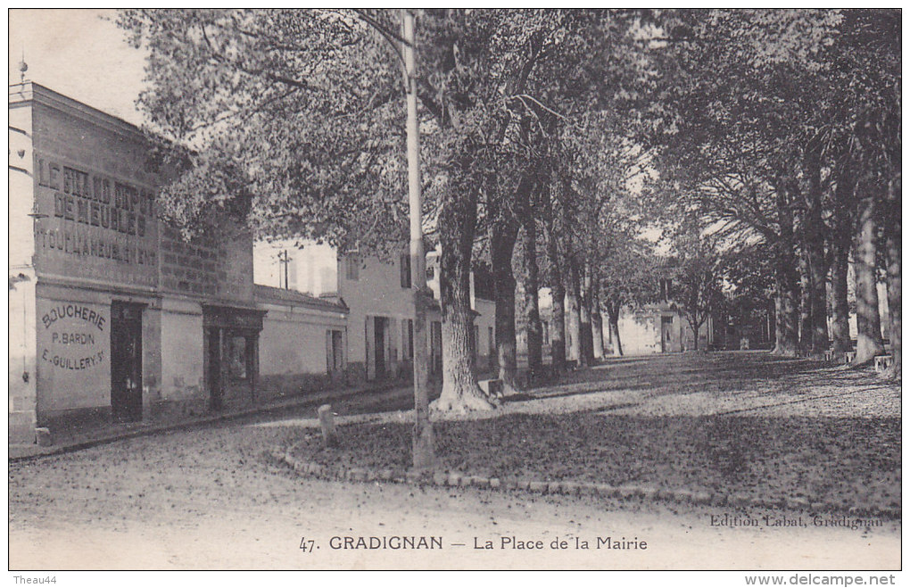 ¤¤   -  347   -  GRADIGNAN   -   La Place De La Mairie  -  Boucherie " Bardin "    -  ¤¤ - Gradignan