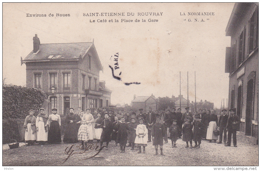 76 - SAINT-ETIENNE-DU-ROUVRAY - Le Café Et La Place De La Gare - Saint Etienne Du Rouvray