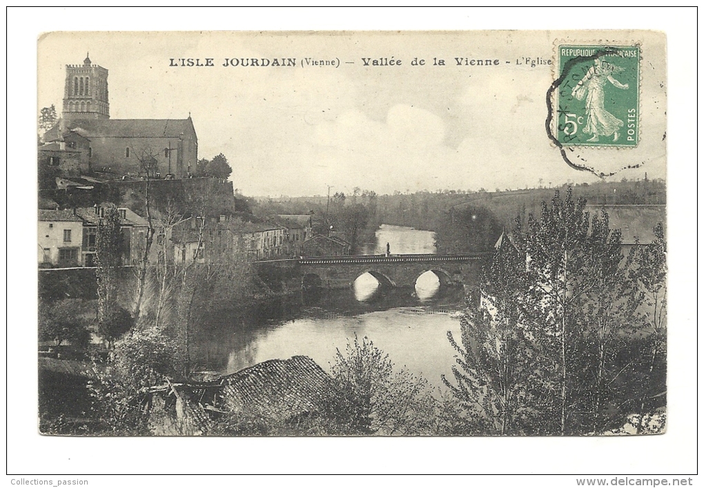 Cp, 86, L'Isle-Jourdain, Vallée De La Vienne, L'Eglise, Voyagée - L'Isle Jourdain