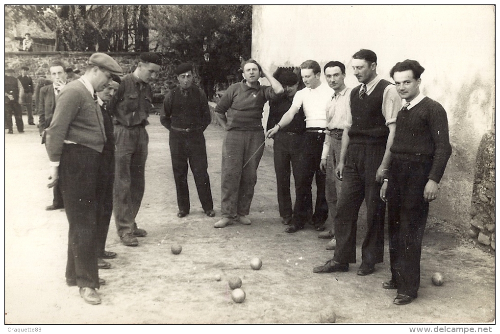 Carte Photo  PARTIE DE BOULES  Belle Photo!   ANNEE 40-50? - Sport